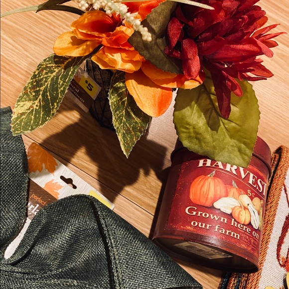 Fall Decor - Picture 4 of 8